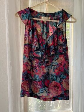 Floral Ruffle V-Neck Sleeveless Silk Top in Multicolor